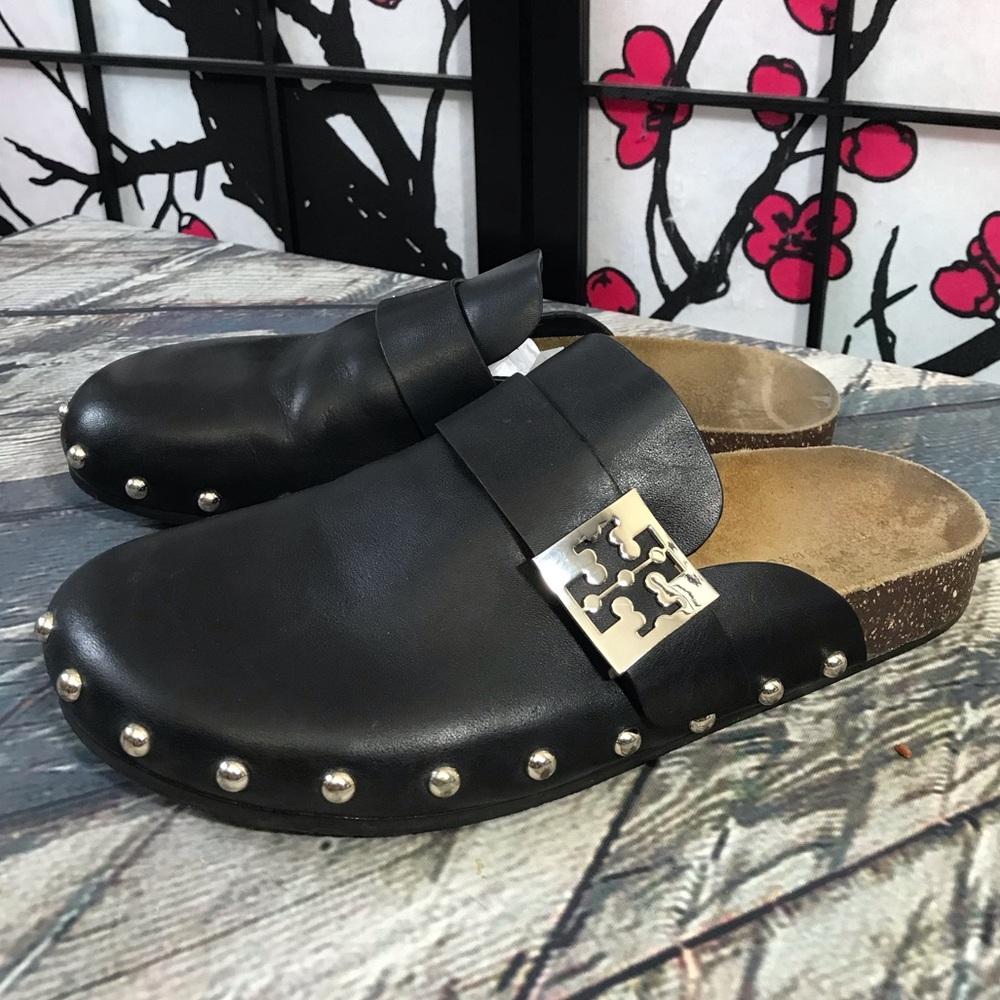 🏇Tory Burch Mellow Black Leather Studded Clogs